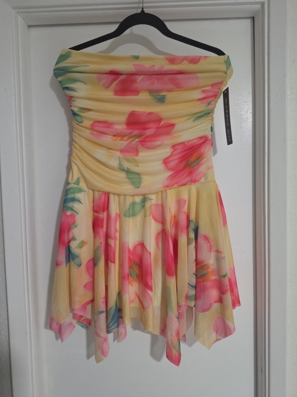 Madden Girl Yellow Strapless Floral Handkerchief-Hem Dress